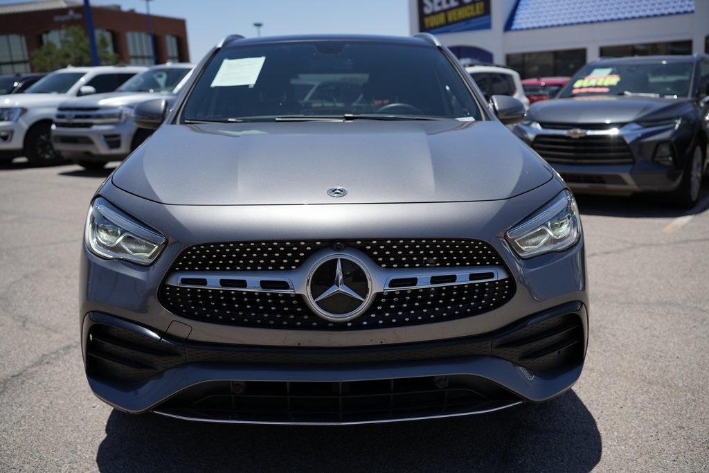 Vehicle image 2 of 35