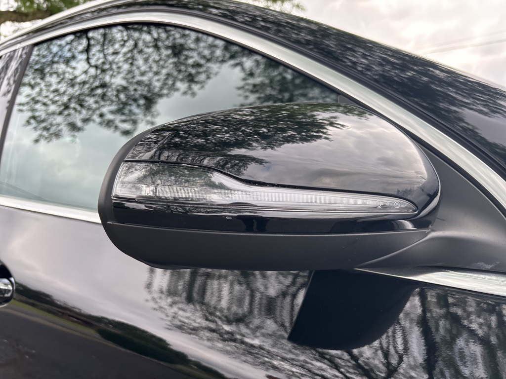 Vehicle image 10 of 55