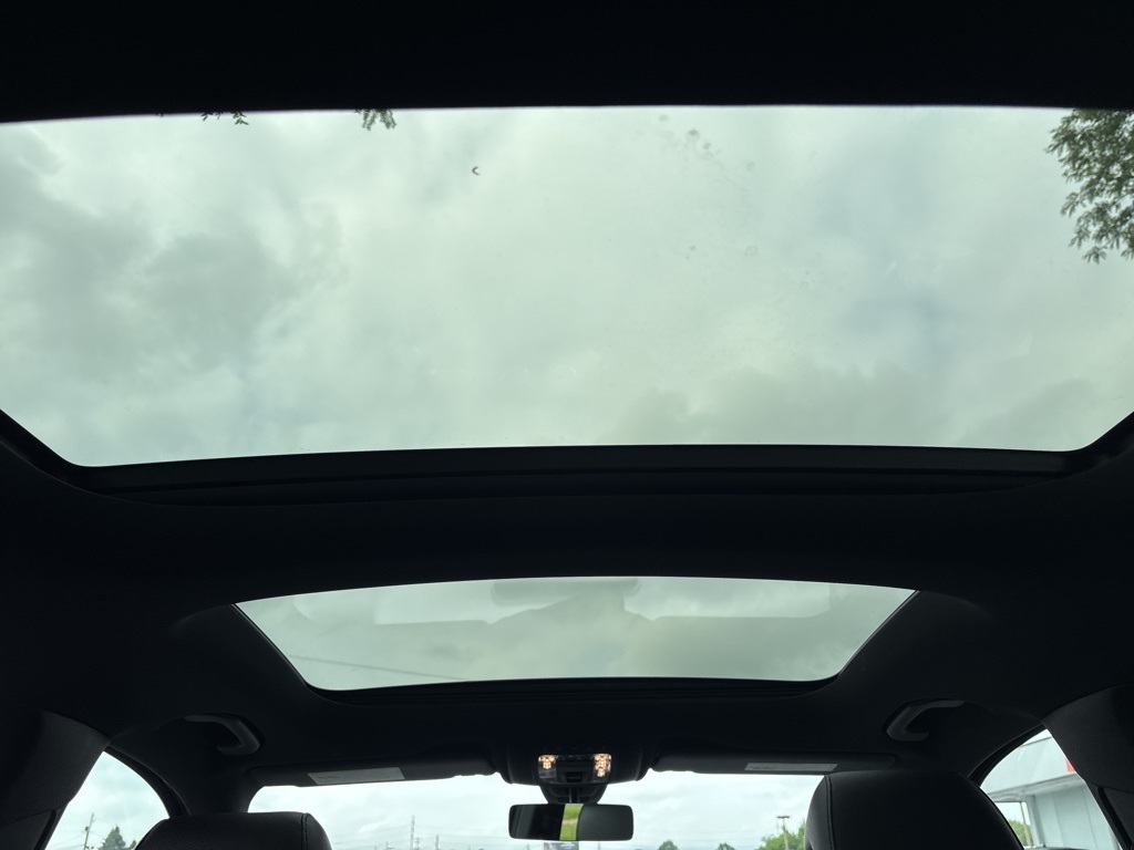 Vehicle image 36 of 55