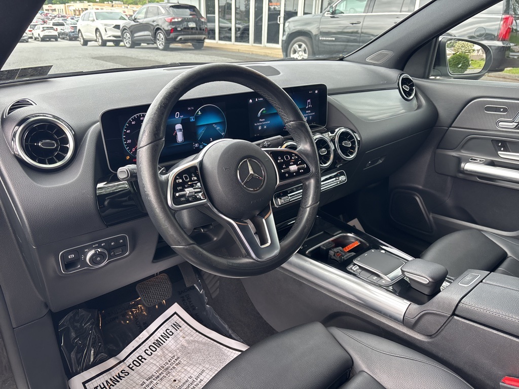 Vehicle image 18 of 55