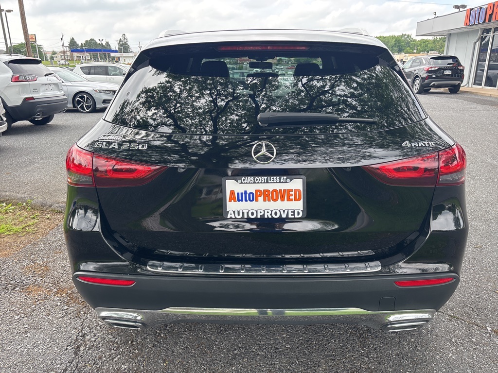 Vehicle image 8 of 55