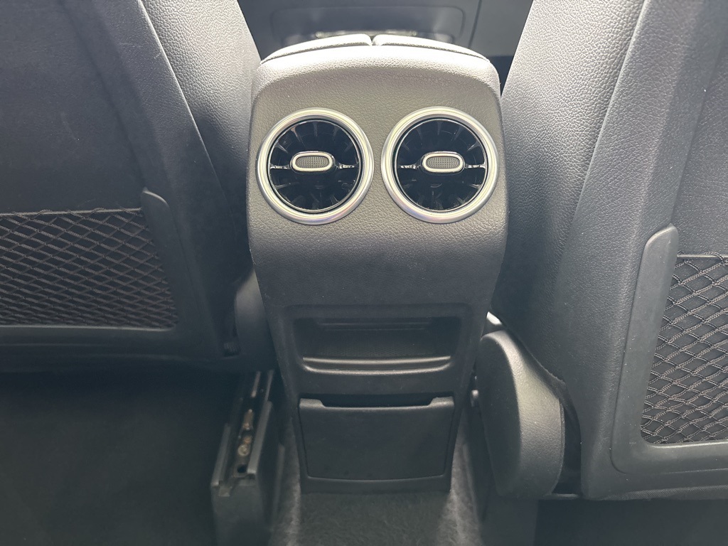 Vehicle image 34 of 55