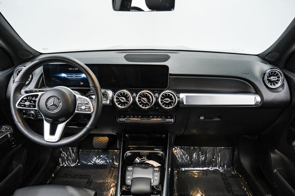 Vehicle image 12 of 54