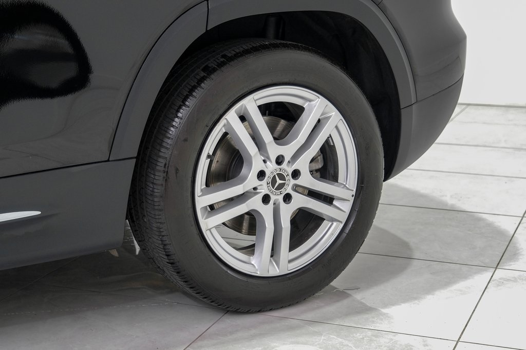 Vehicle image 52 of 54