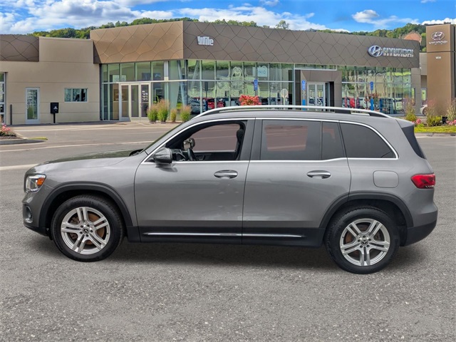 Vehicle image 8 of 46