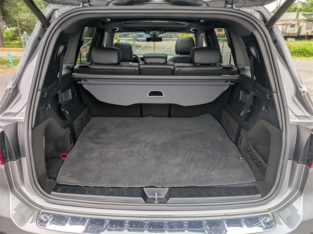 Vehicle image 31 of 46