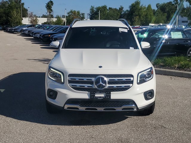 2021 Mercedes-Benz GLB 250 Image 3 of 33