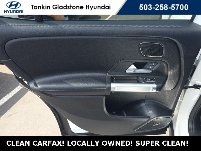 Vehicle image 19 of 27
