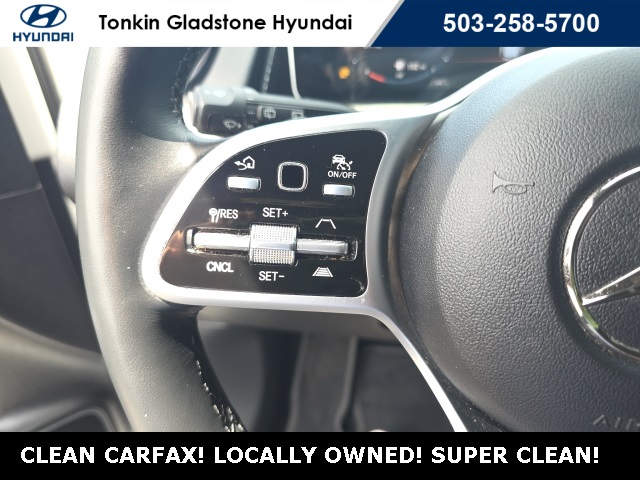Vehicle image 24 of 27