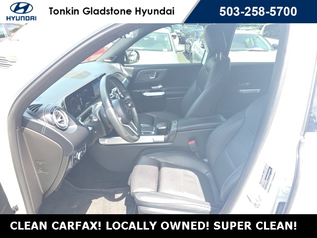 Vehicle image 21 of 27