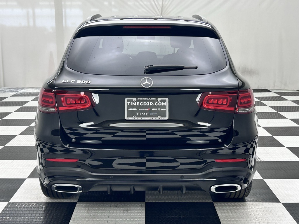 Vehicle image 6 of 69