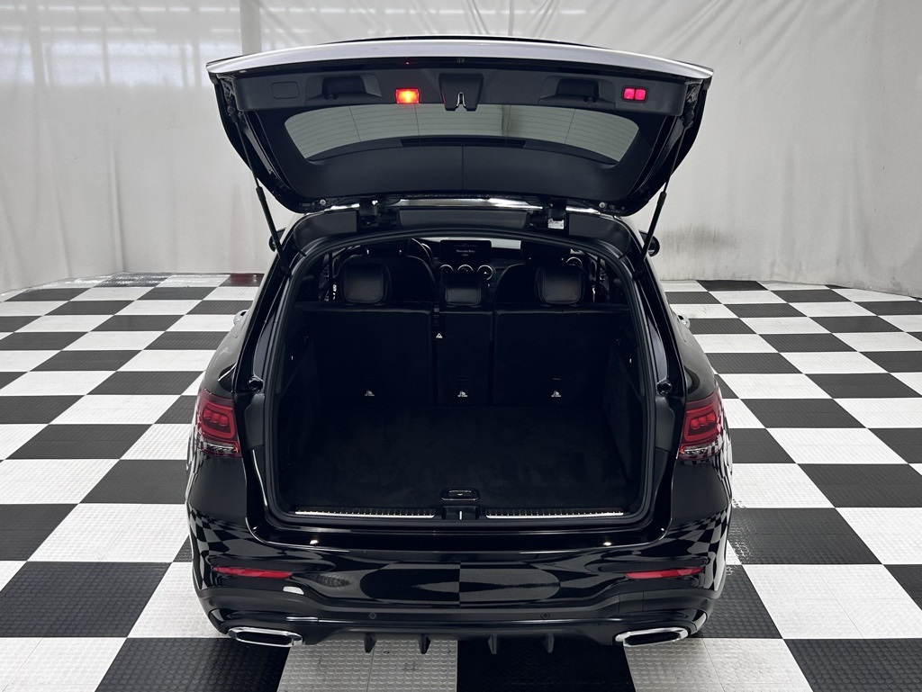 Vehicle image 13 of 69