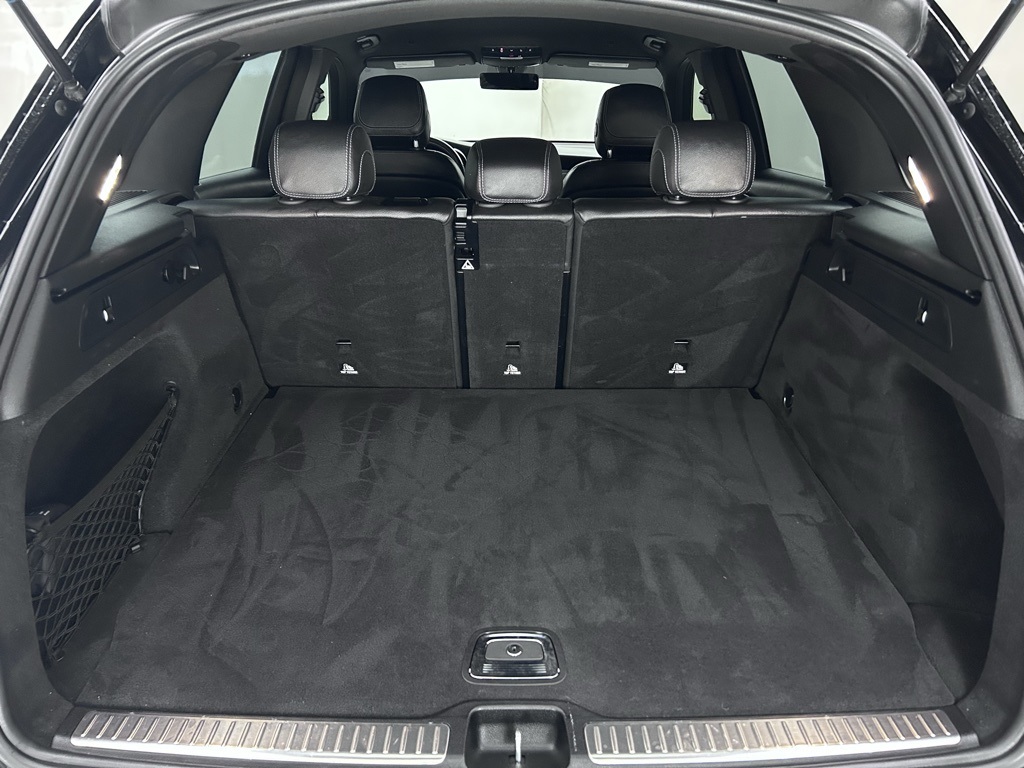 Vehicle image 16 of 69