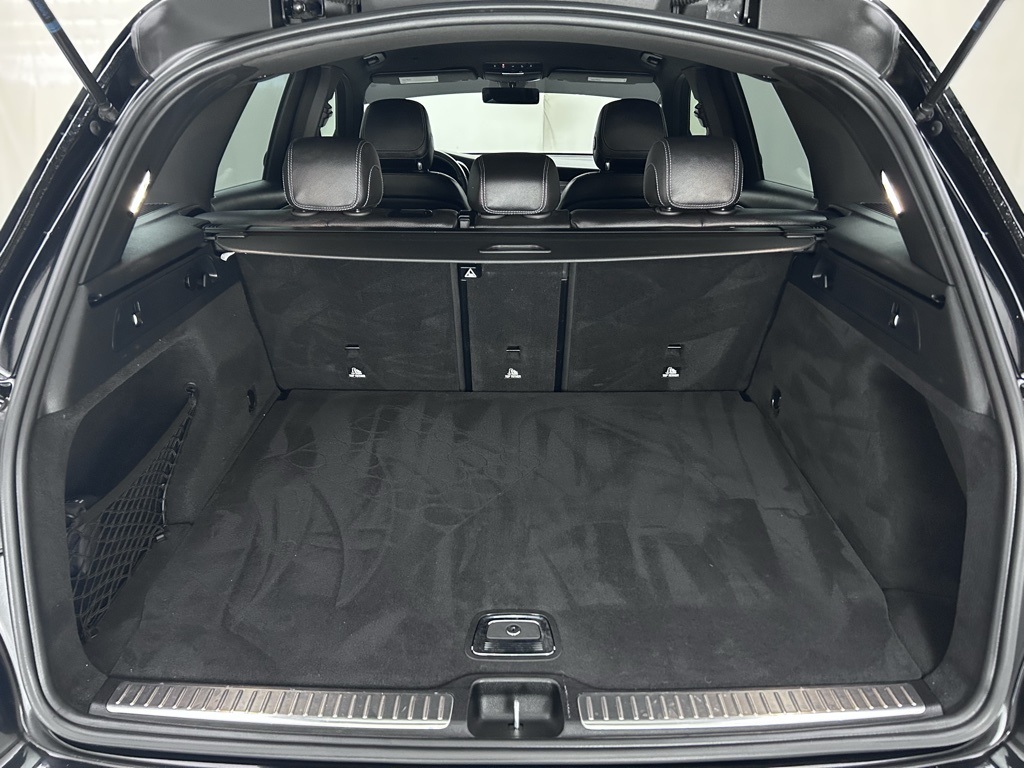 Vehicle image 15 of 69