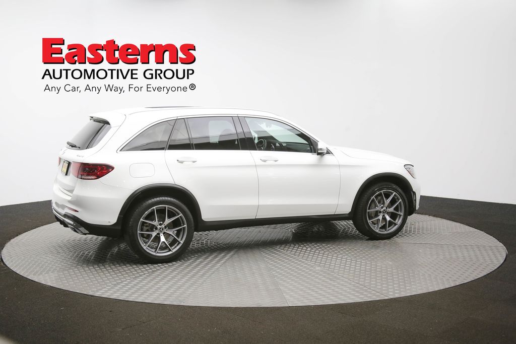Vehicle image 20 of 63