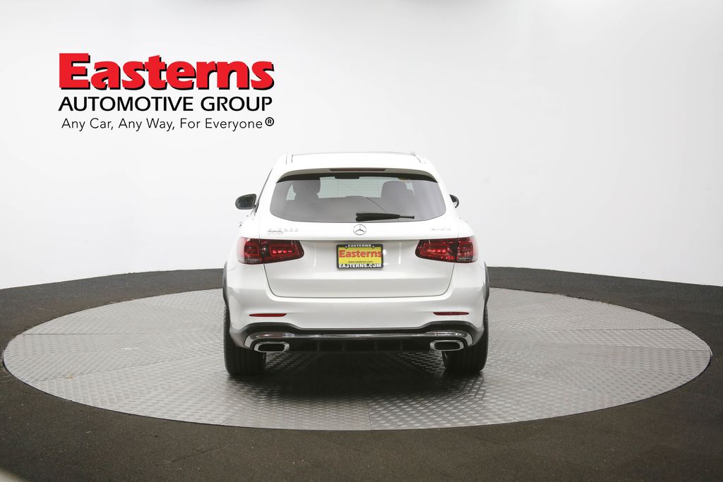 Vehicle image 26 of 63