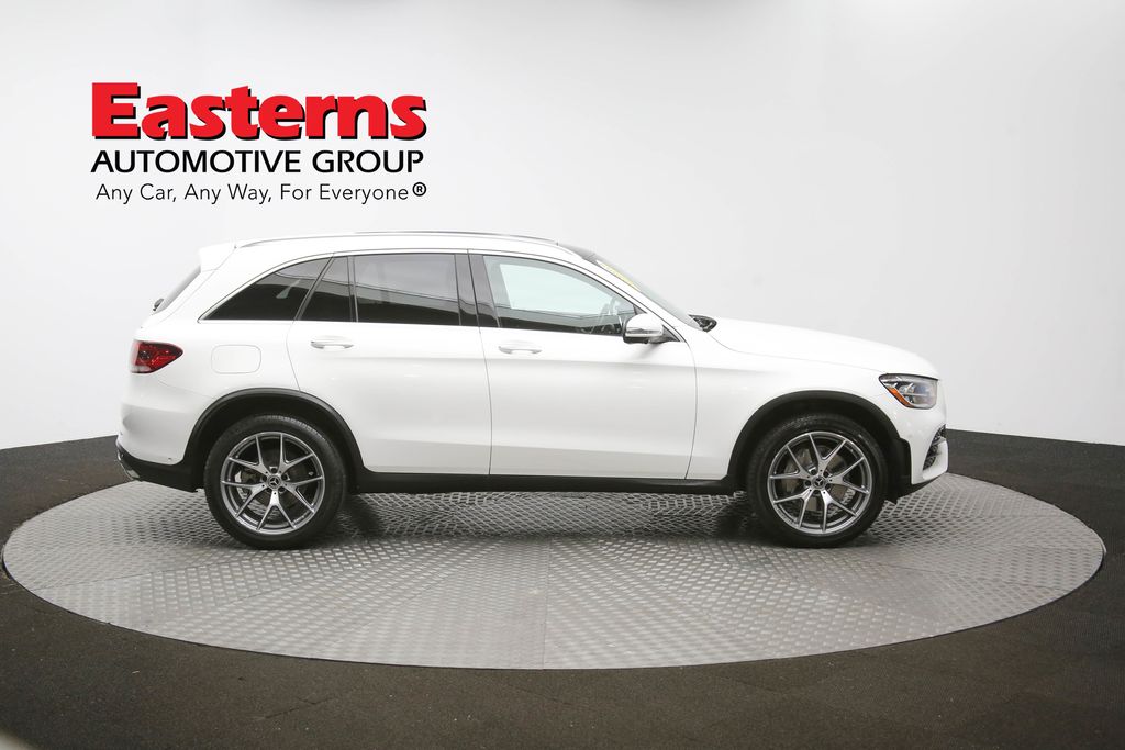 Vehicle image 18 of 63