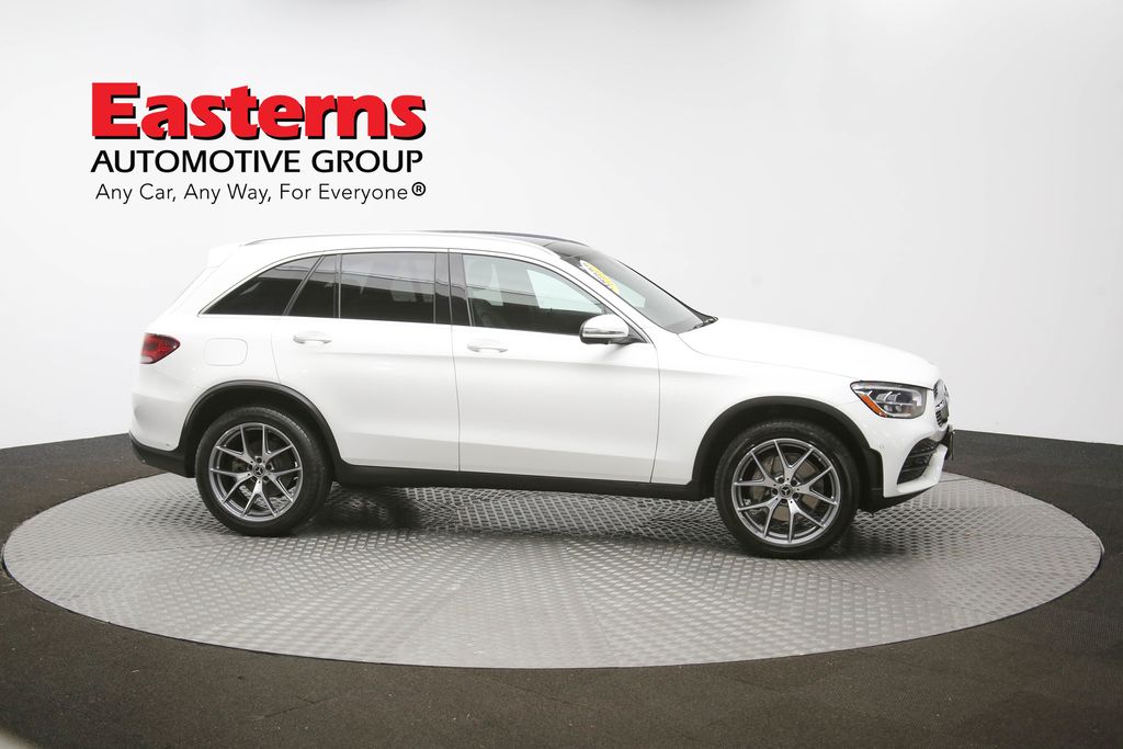 Vehicle image 14 of 63