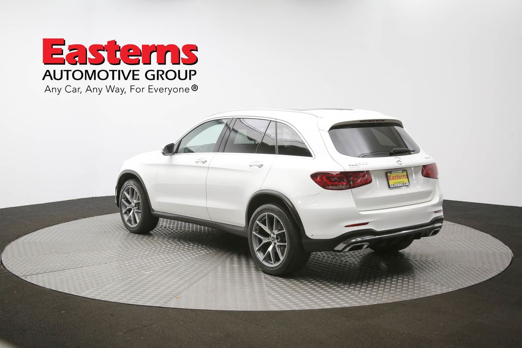 Vehicle image 30 of 63