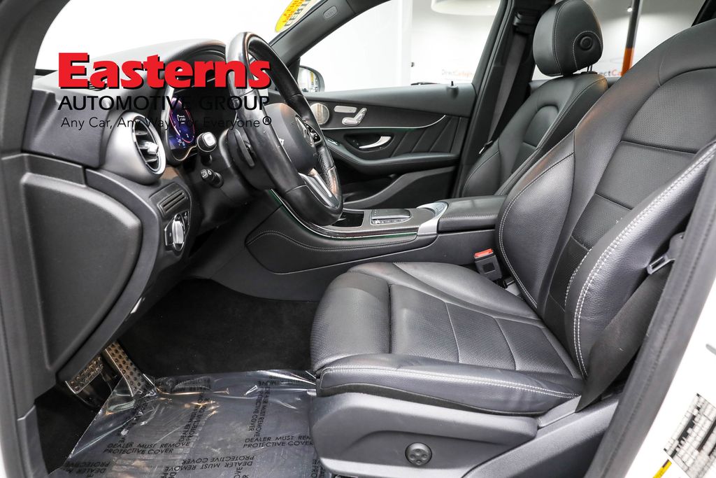 Vehicle image 44 of 63