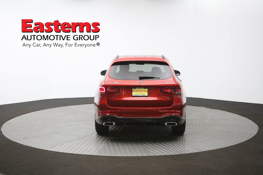 Vehicle image 28 of 63