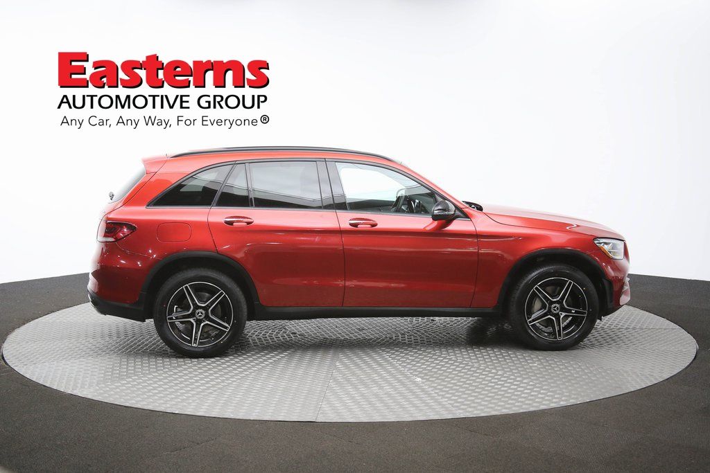 Vehicle image 16 of 63