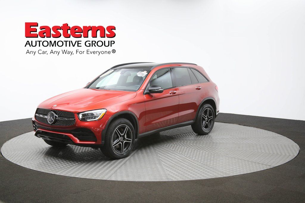 Vehicle image 2 of 63