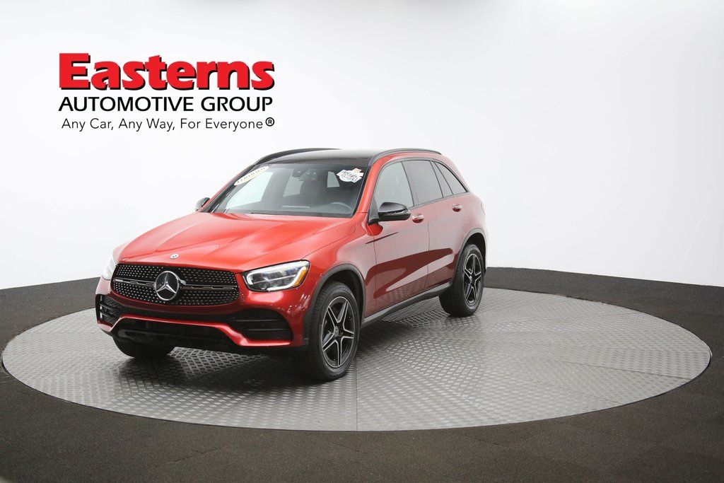 Vehicle image 4 of 63