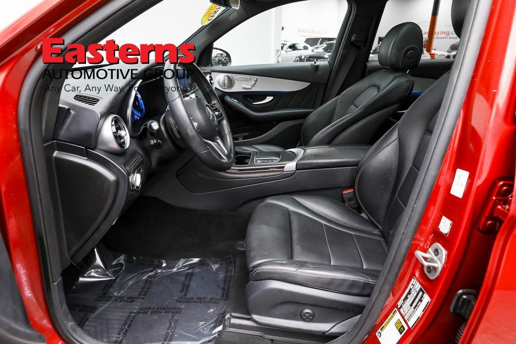 Vehicle image 43 of 63