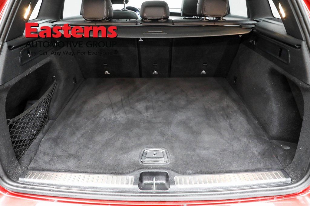 Vehicle image 39 of 63