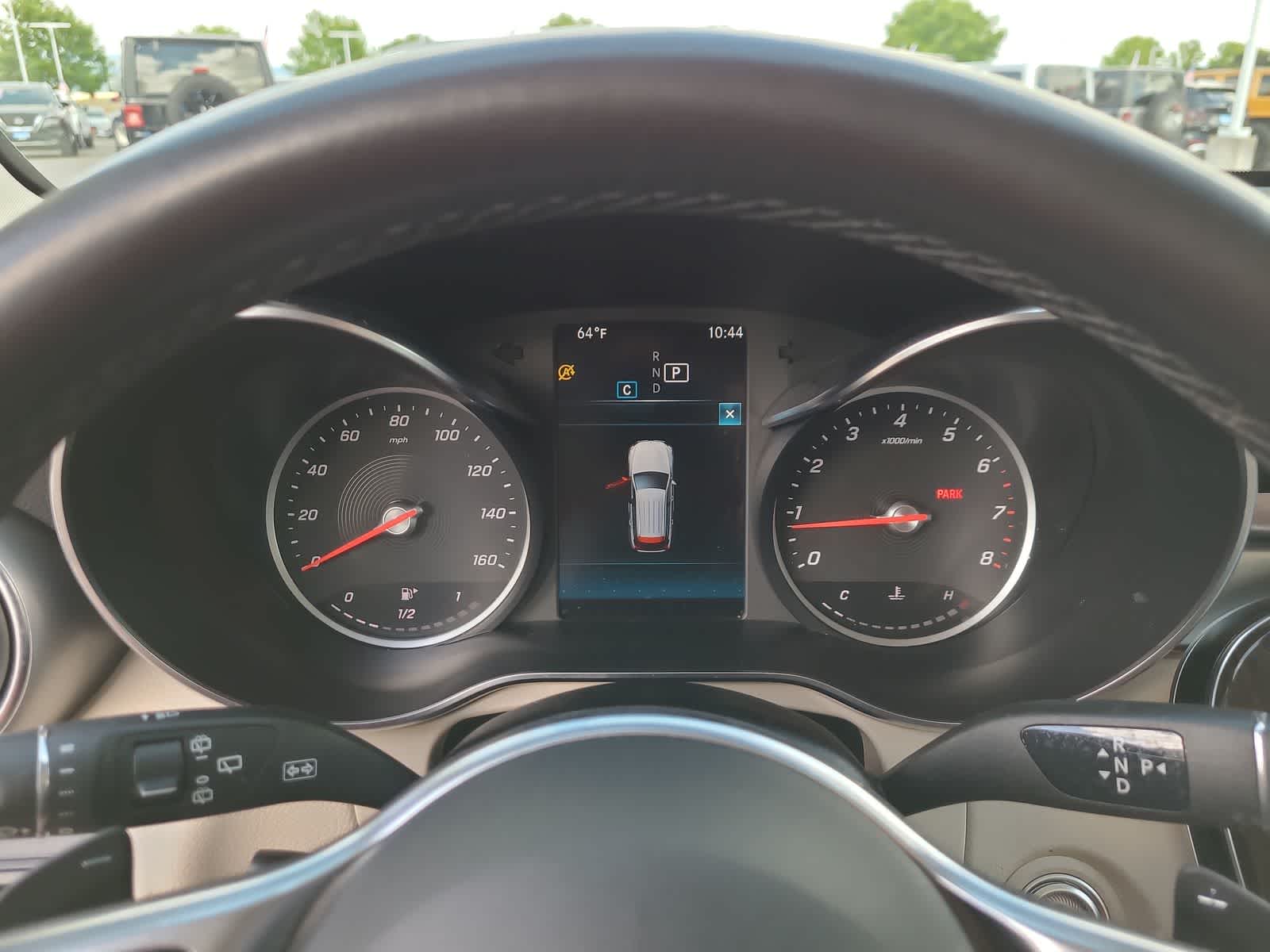 Vehicle image 26 of 29