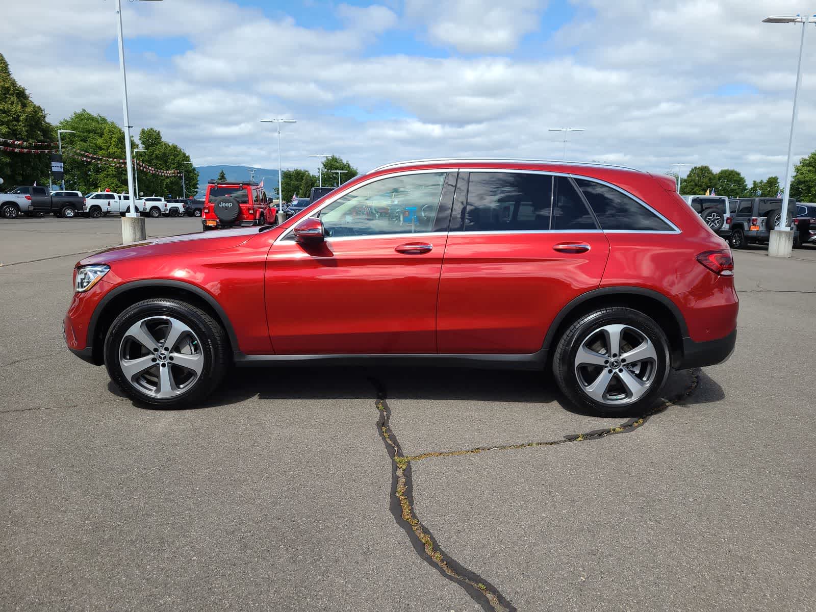Vehicle image 13 of 29