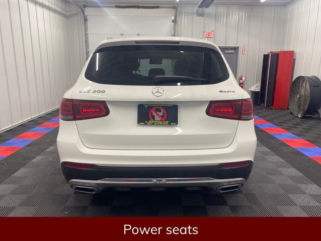 Vehicle image 5 of 21