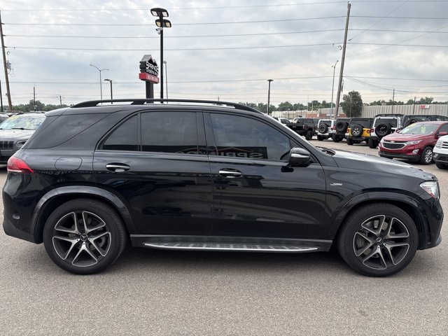 Vehicle image 4 of 8