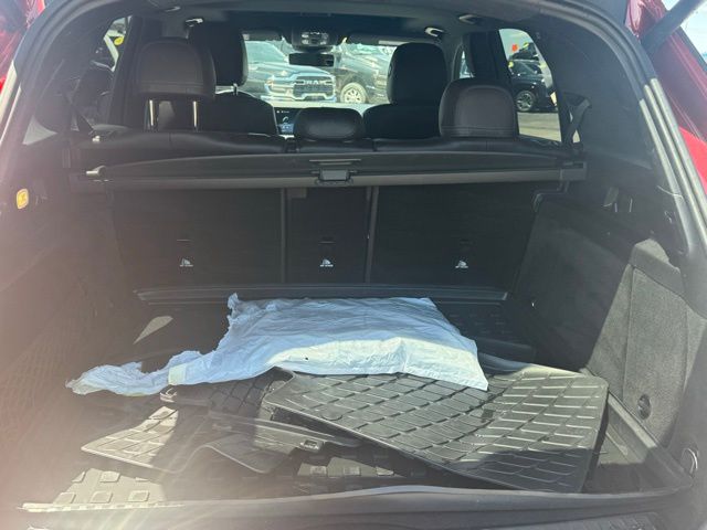 Vehicle image 10 of 34