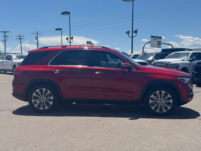 Vehicle image 4 of 34