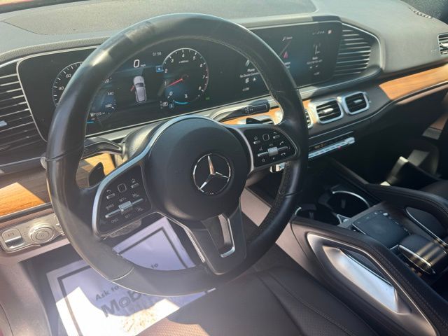Vehicle image 16 of 34
