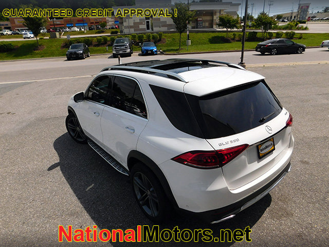 Vehicle image 2 of 22