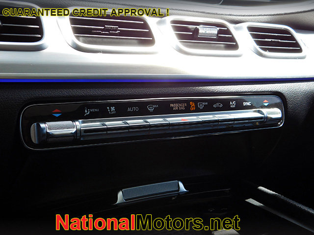 Vehicle image 16 of 22
