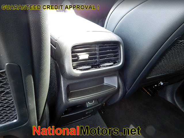 Vehicle image 9 of 22