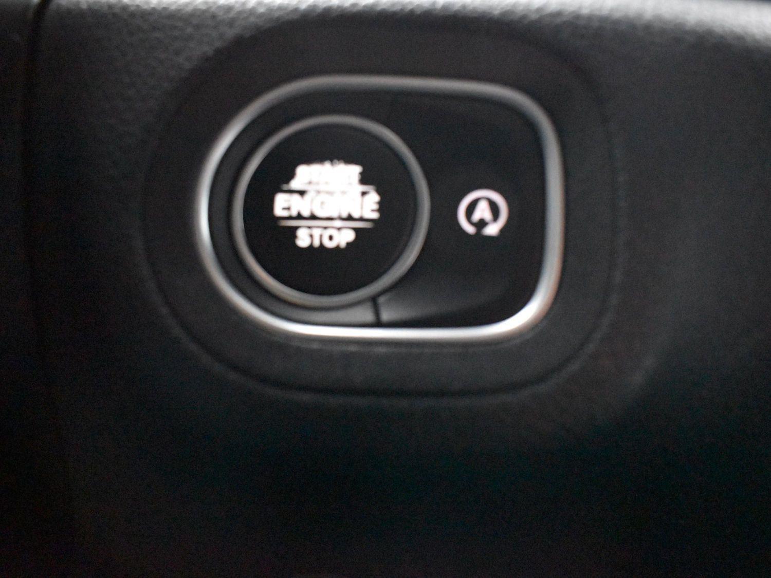 Vehicle image 26 of 28