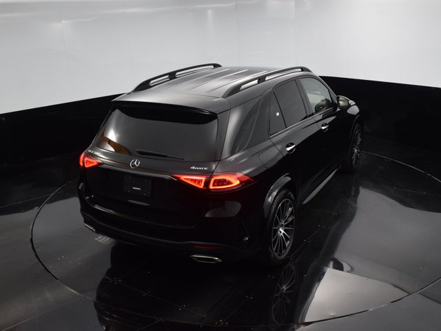 Vehicle image 23 of 41