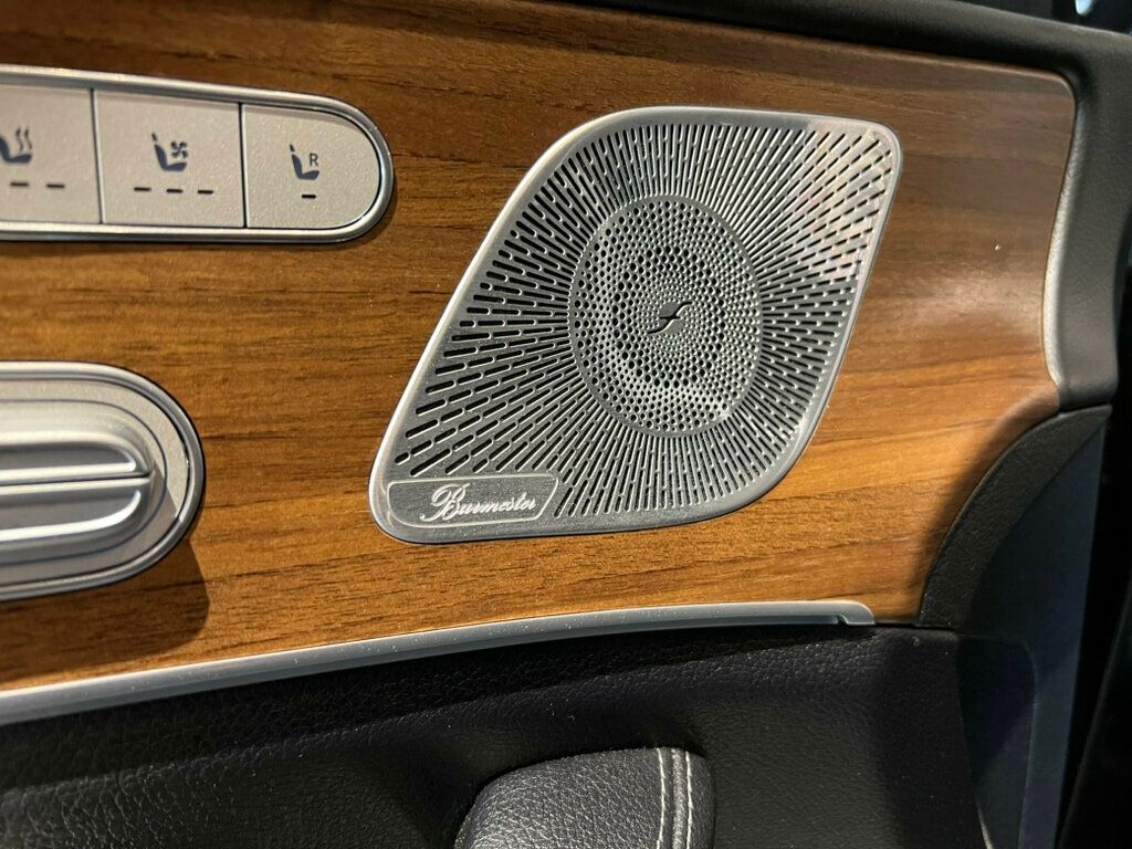 Vehicle image 15 of 36