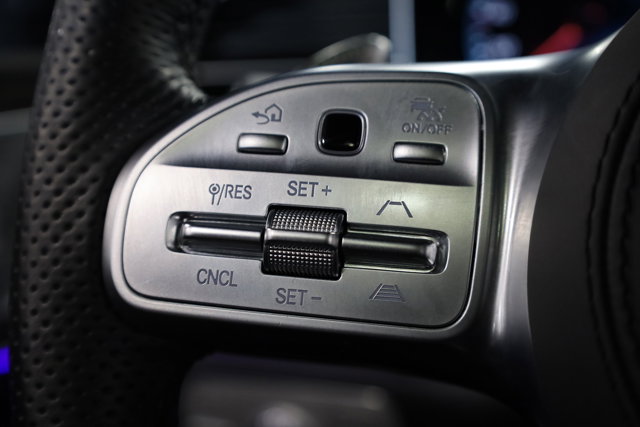 Vehicle image 23 of 42