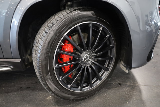 Vehicle image 10 of 42