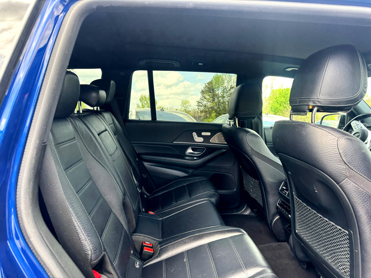 Vehicle image 39 of 99