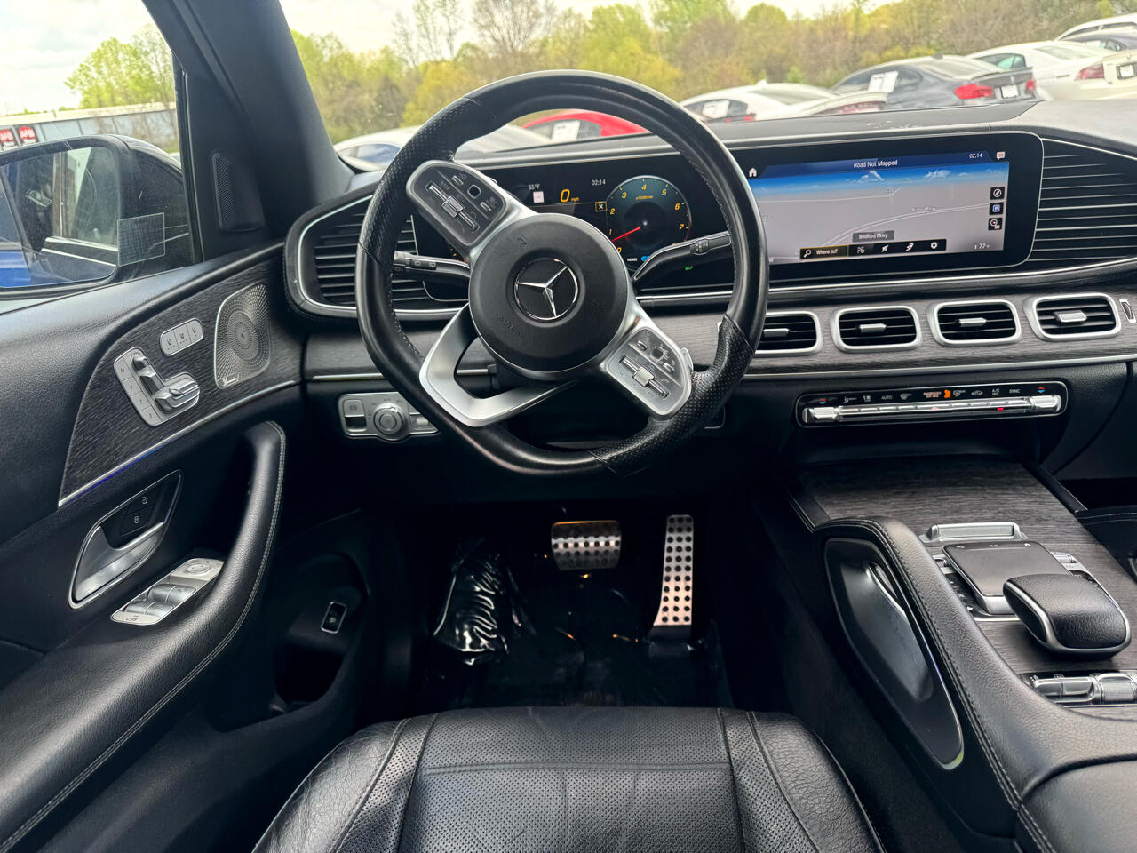 Vehicle image 62 of 99