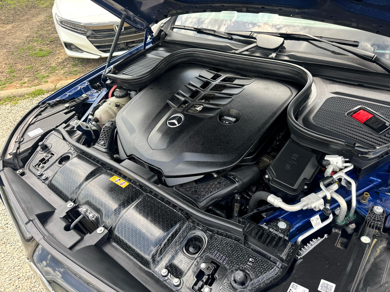 Vehicle image 90 of 99