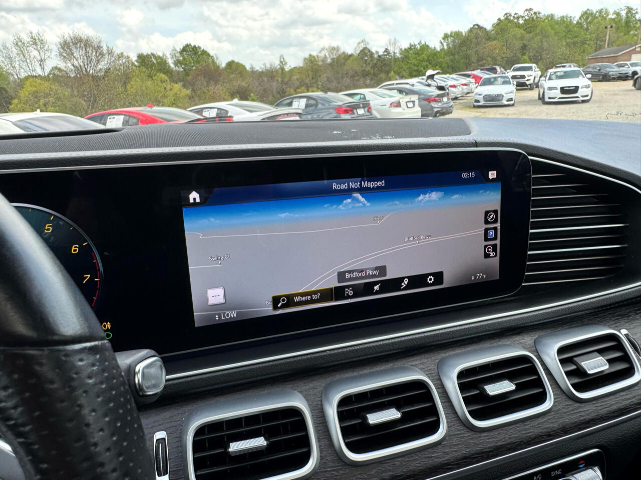 Vehicle image 80 of 99