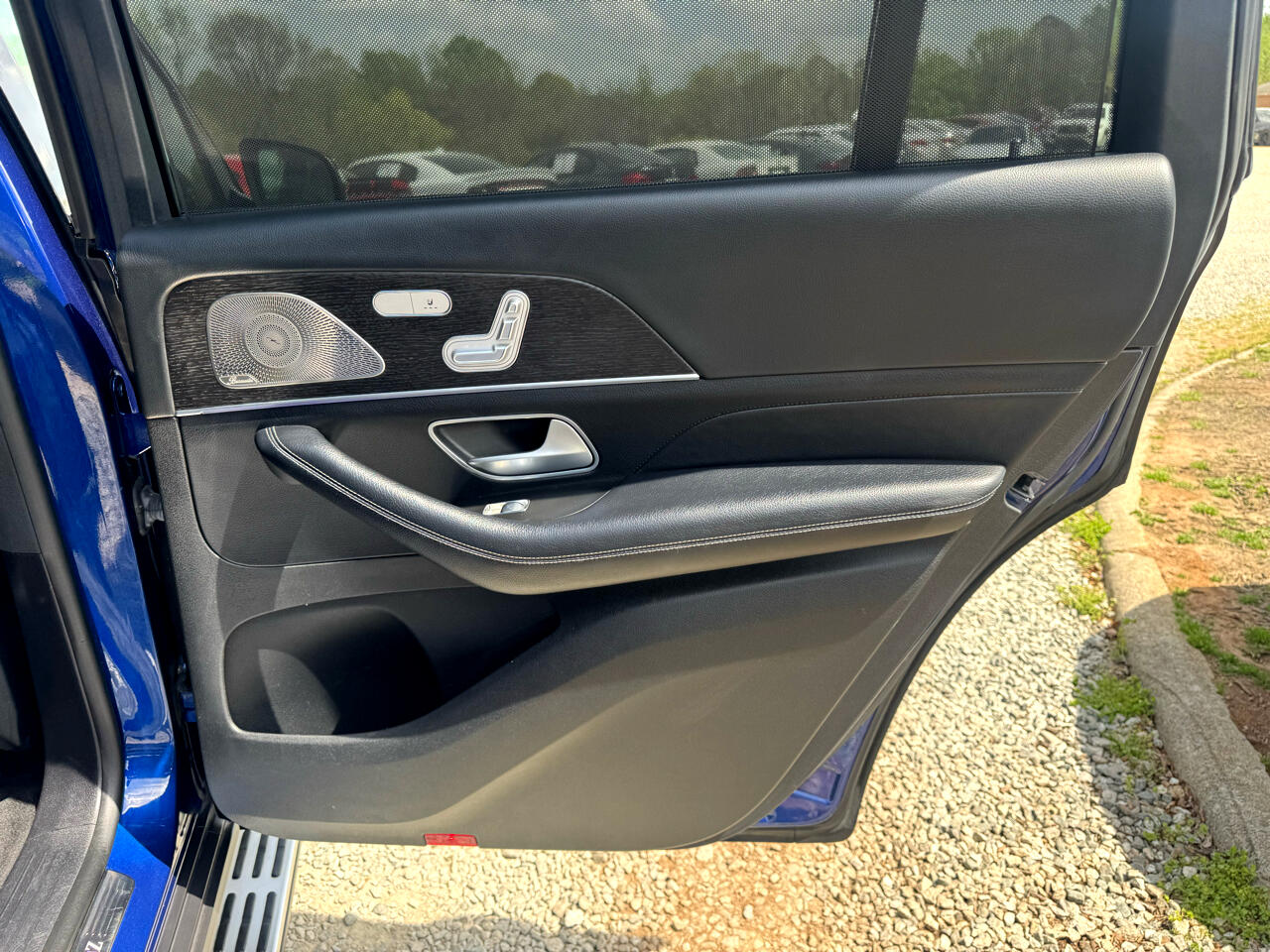 Vehicle image 34 of 99